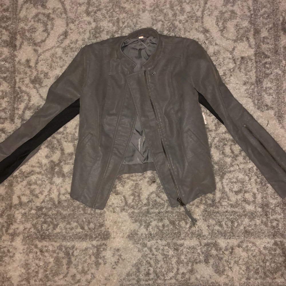 Free People size 6 two tone grey jacket NWT